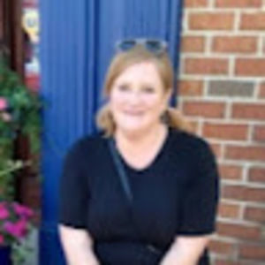 Meet your Posher, Angie